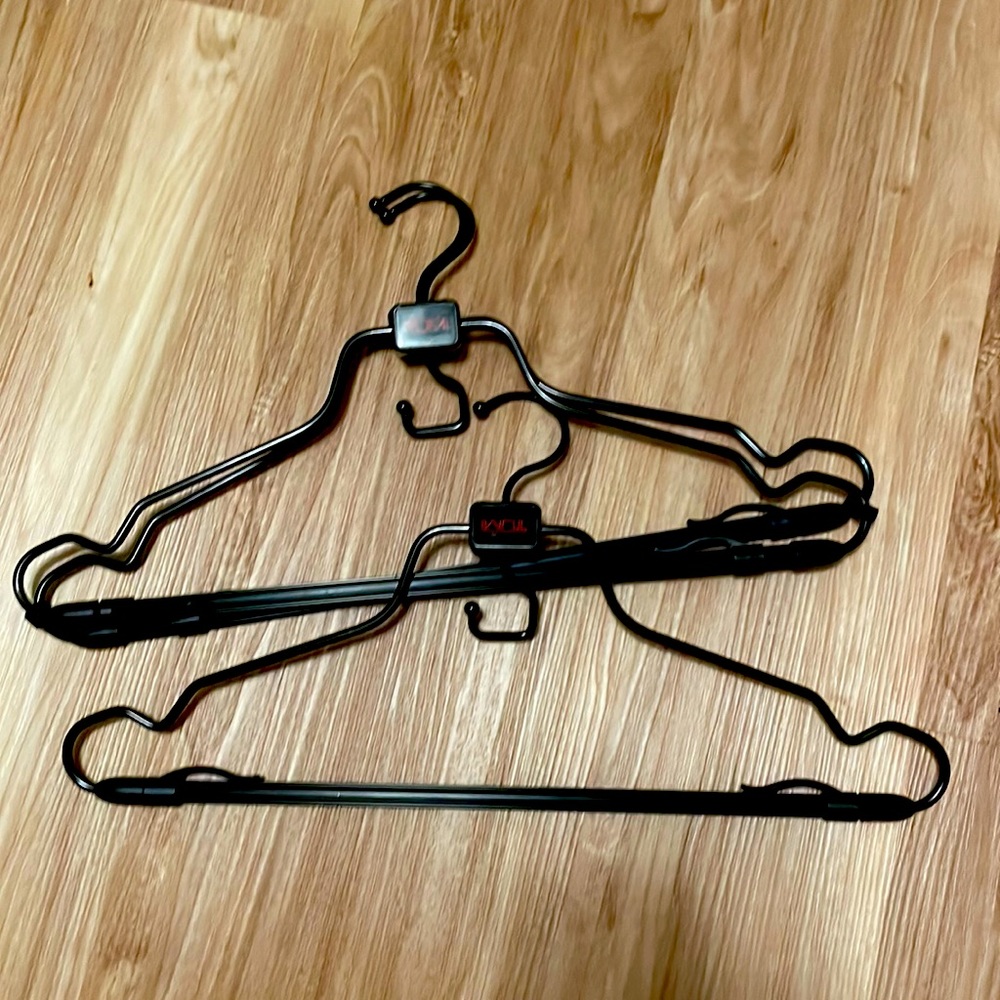 ❌ SOLD ❌ 3x Tumi Luggage Hangers